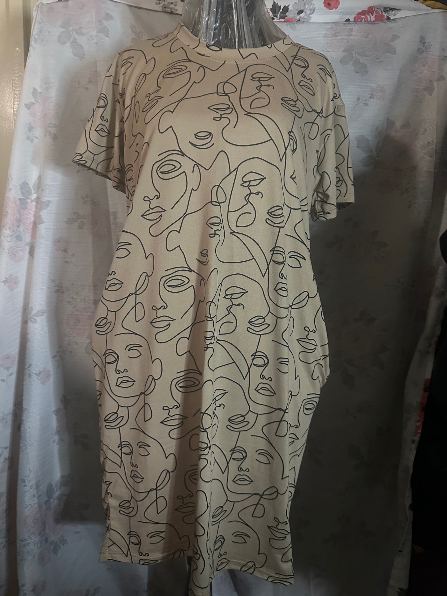 Women dress