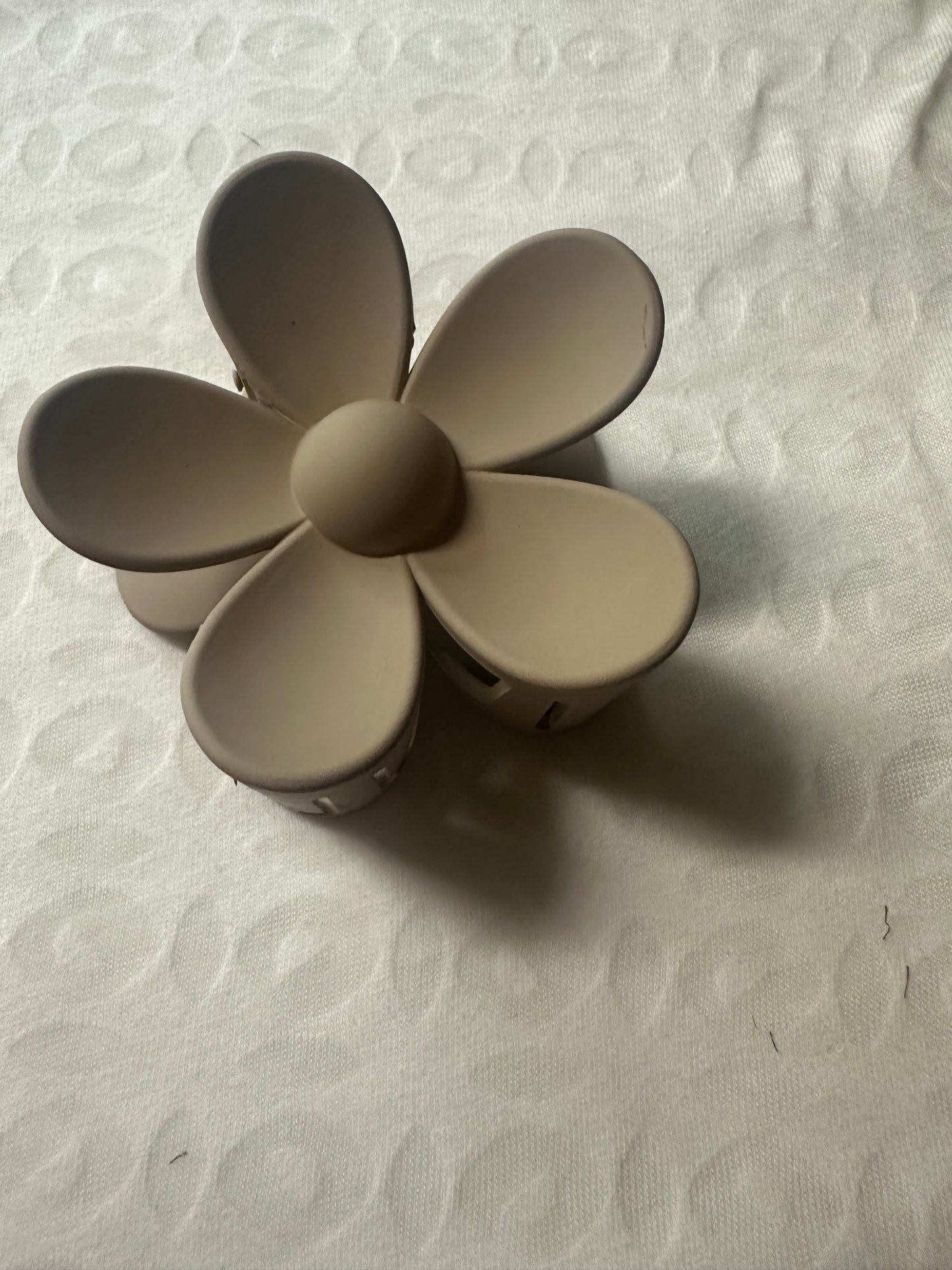 Flower hair clip