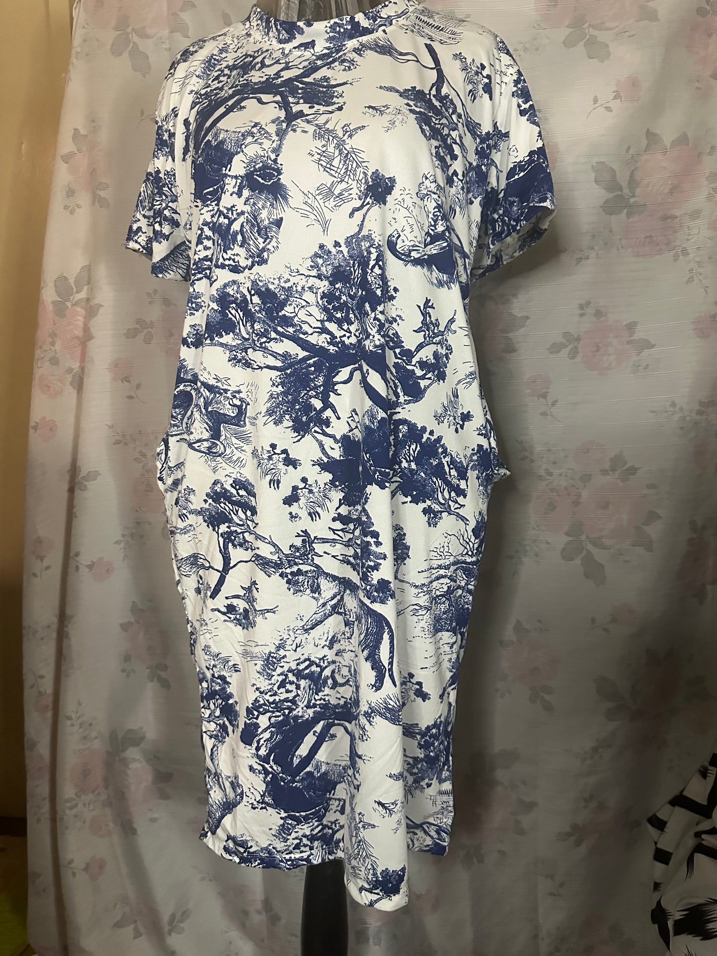 Women dress