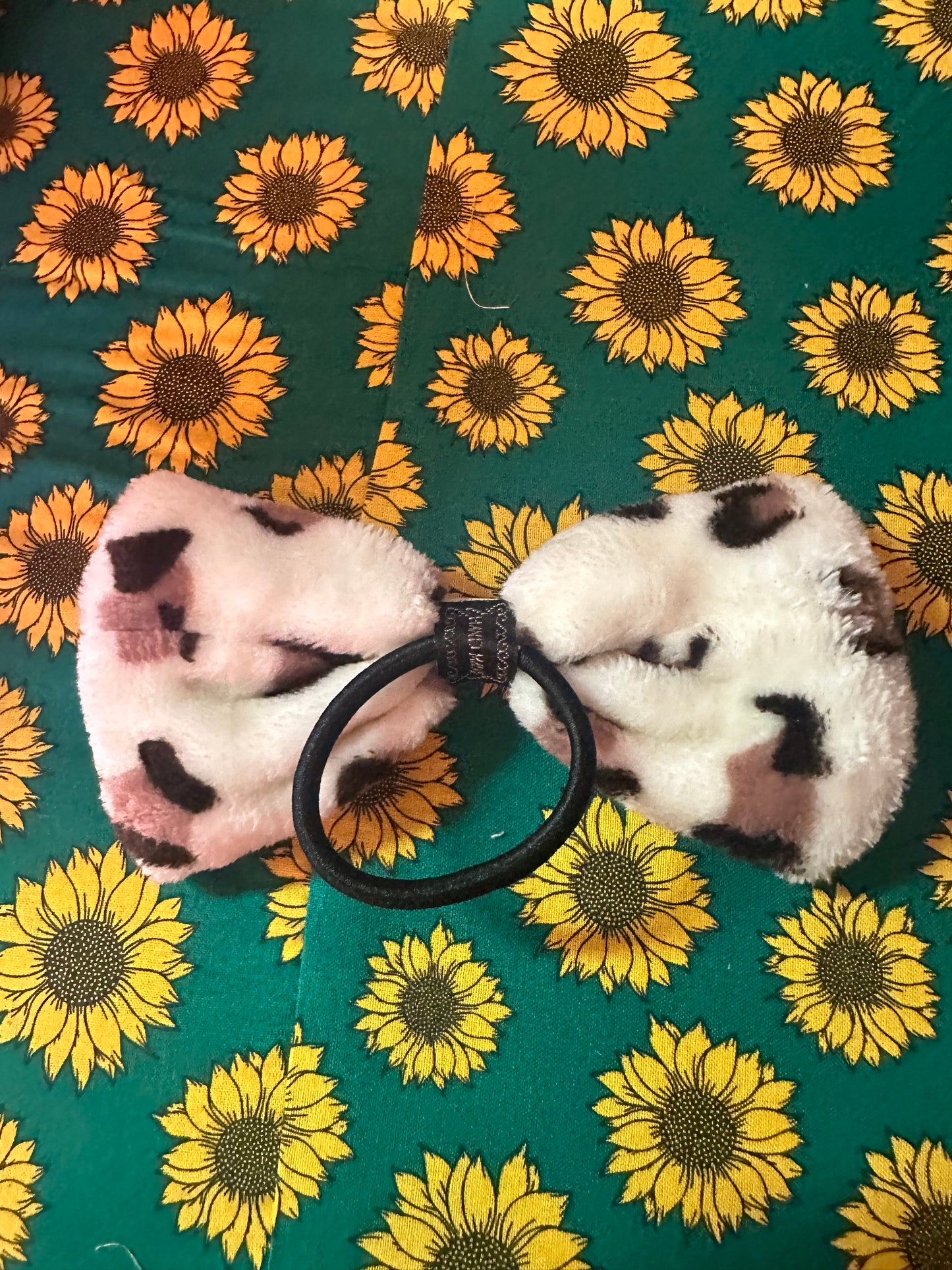 Colors hair tie