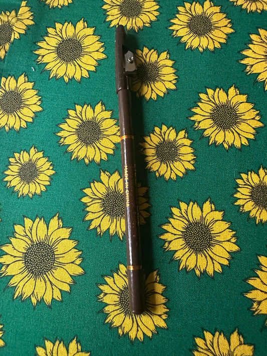 Eyeliner pencil with sharpener